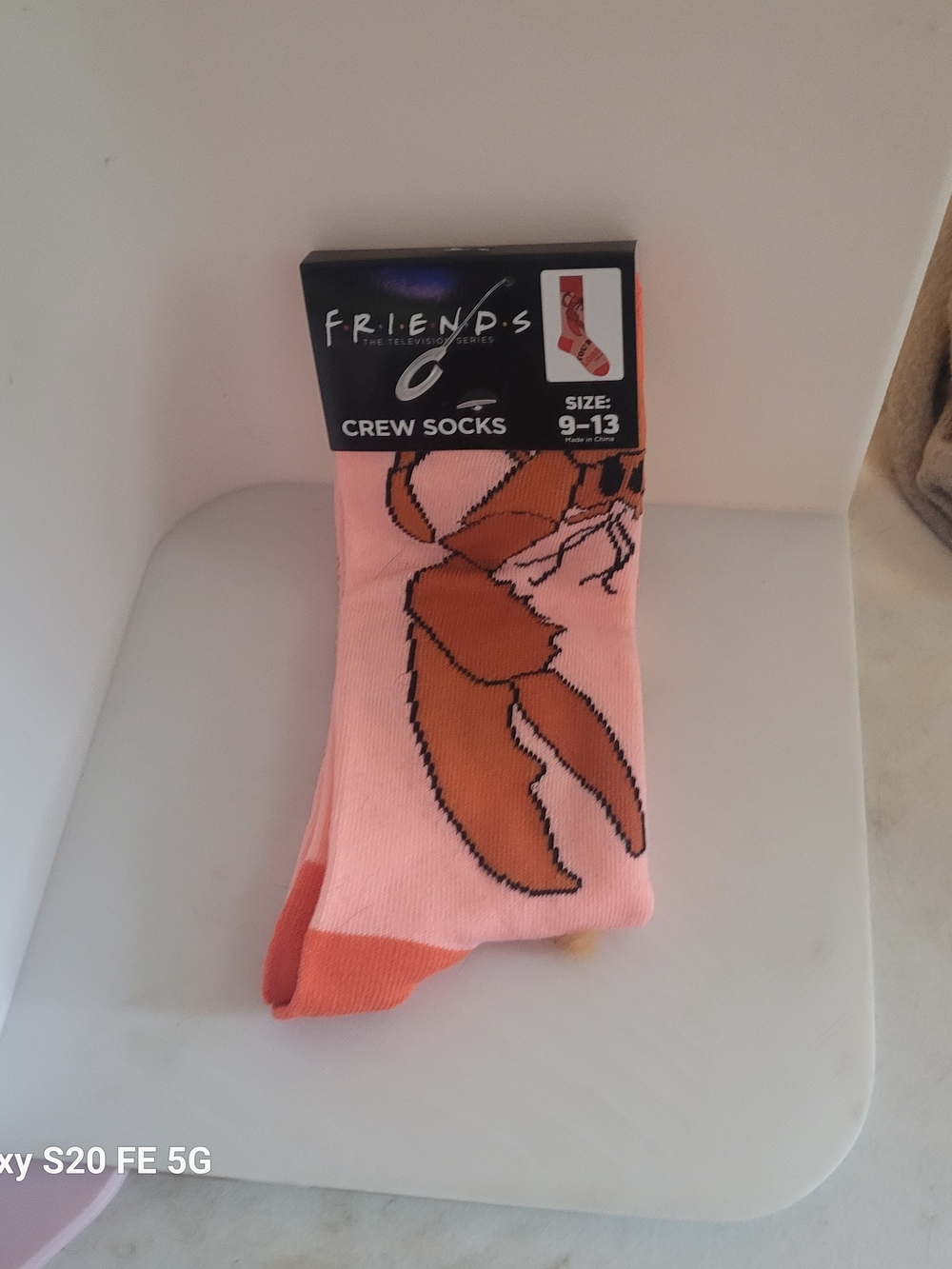 FRIENDS Pink Crab Graphic Crew Socks